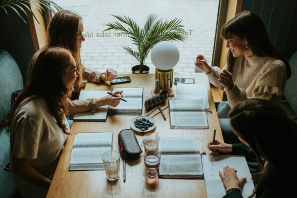 Jak wybrać kurs online, który faktycznie otworzy Ci nowe możliwości zawodowe?